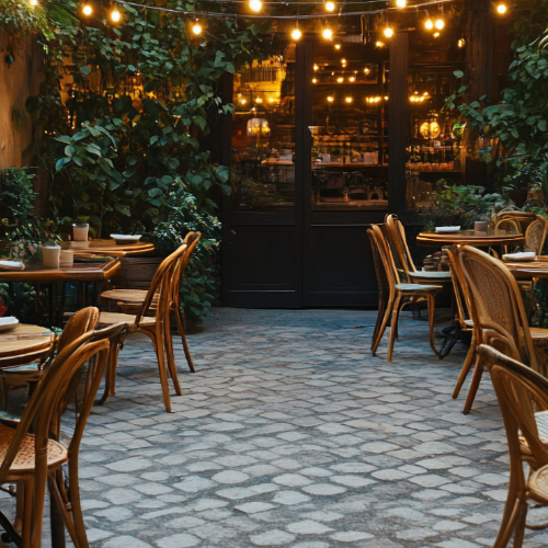 Charming outdoor patio dining area at a restaurant located at a 27-hole golf course in Oxford, Michigan near Shelby Township and Rochester